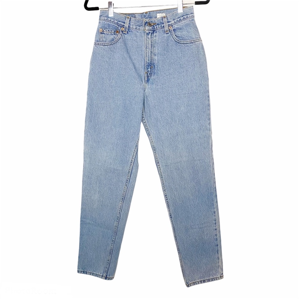 Levi’s Vintage Women’s 550 High Waist Mom Jeans
